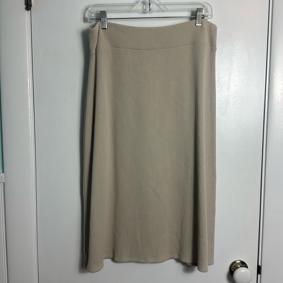 Eileen Fisher Cream Ribbed Midi Skirt Size Large petite Minimalist Quiet Luxury - Picture 2 of 11